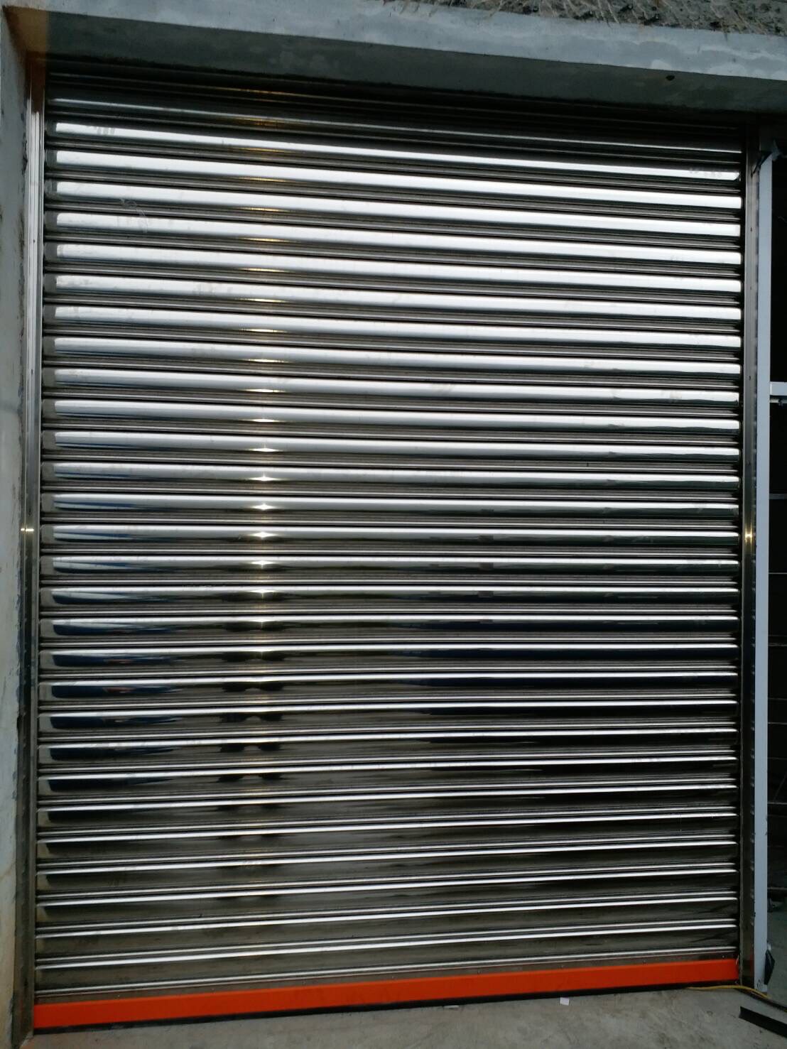 SUNBEAM W-resistant Rollling Doors, Roll-up doors